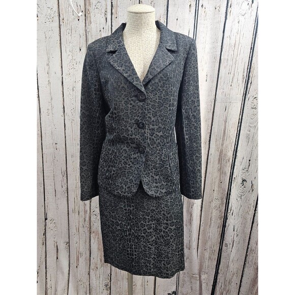 LW Women's 10/12 Dana Buchman Original Gray Leopard Print Skirt Suit 2 Pc Set - Picture 6 of 12